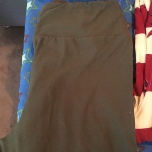 Lularoe one size army green leggings